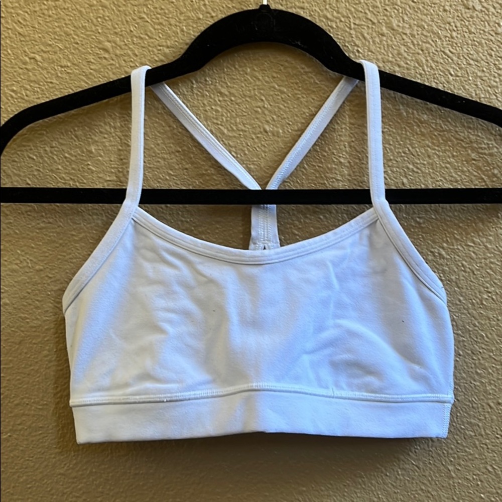 Lululemon white sports bra